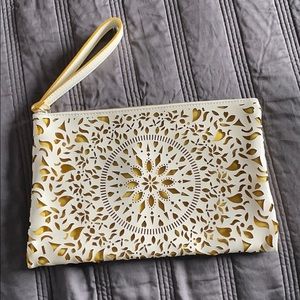 Adorable Carlos travel bag